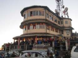 <h3>Tiger Hill viewpoint building. For an excellent view of sunrise over Kanchenjunga</h3>
